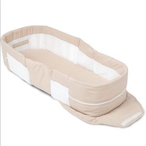 Snuggle Nest Organic Portable Infant Lounger in Organic Oat